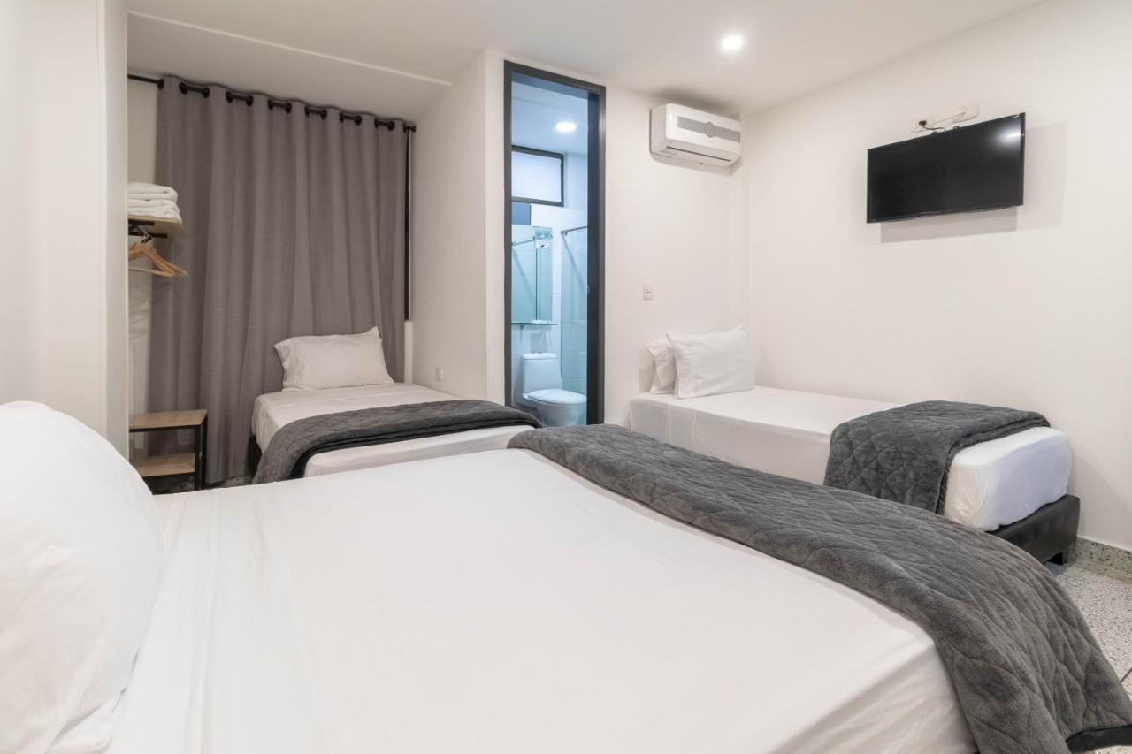 Bianco Hotel Boutique Кукута Экстерьер фото