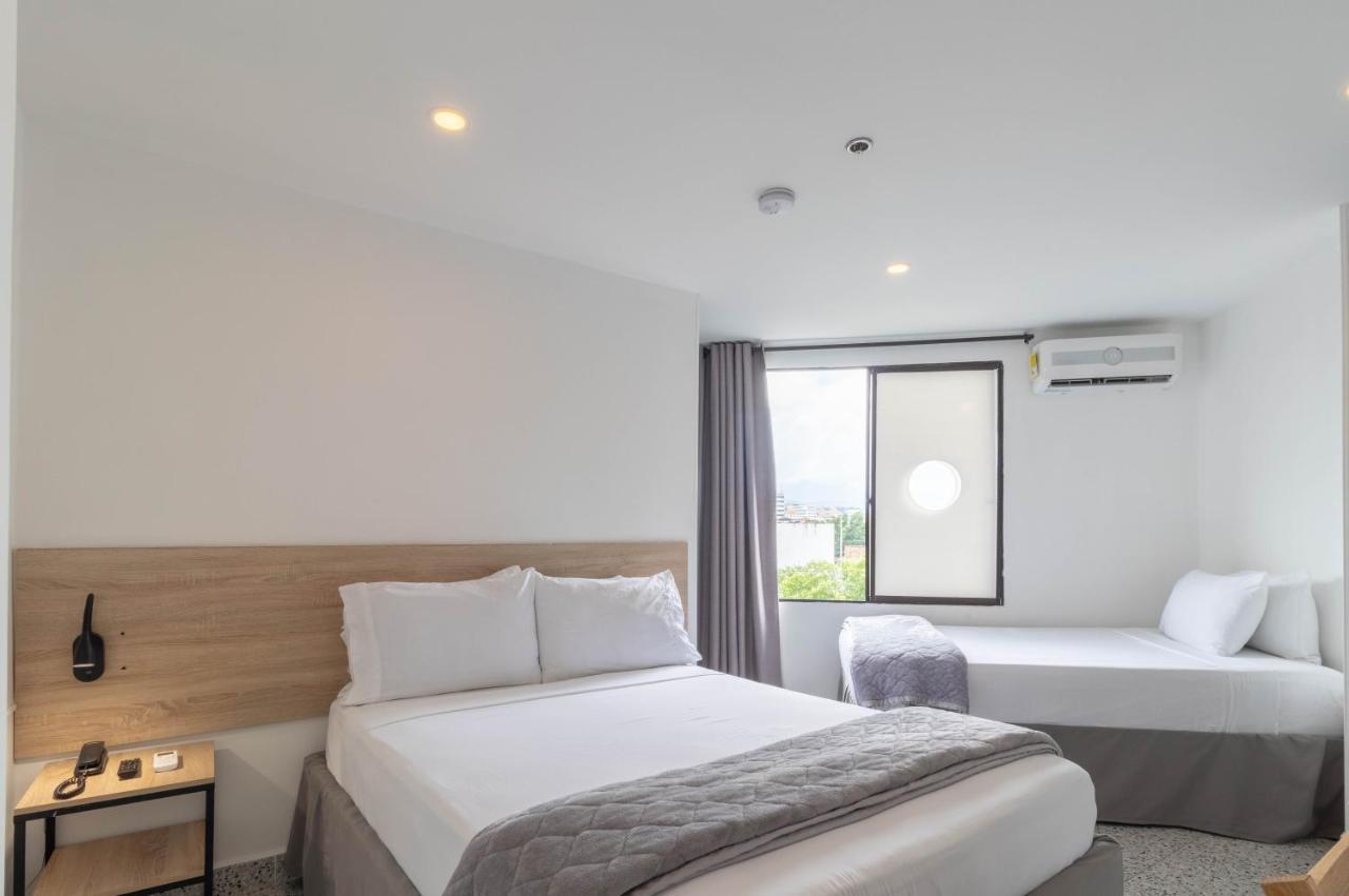 Bianco Hotel Boutique Кукута Экстерьер фото
