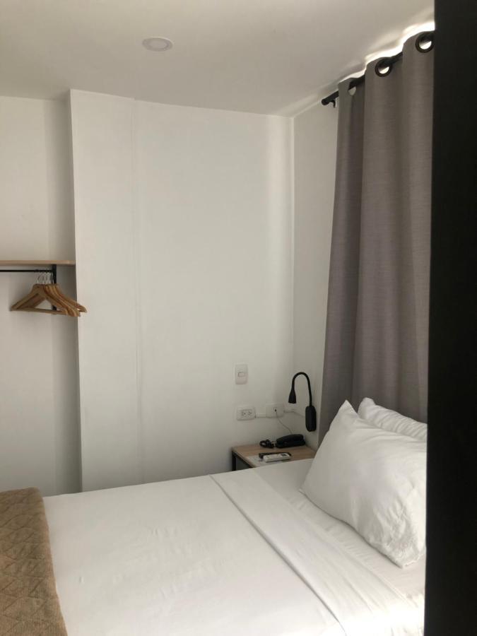 Bianco Hotel Boutique Кукута Экстерьер фото