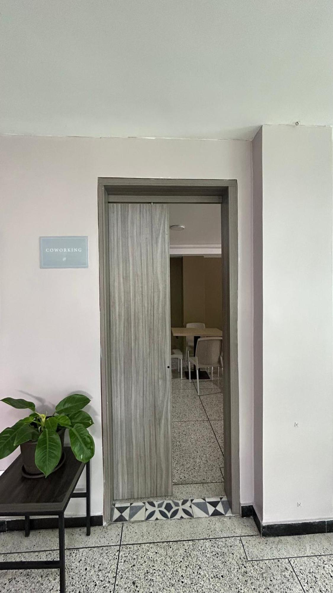 Bianco Hotel Boutique Кукута Экстерьер фото